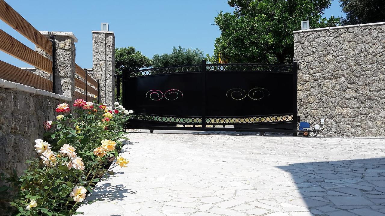 Achillion Luxury Corfu Villa & Suites Perama  Eksteriør bilde